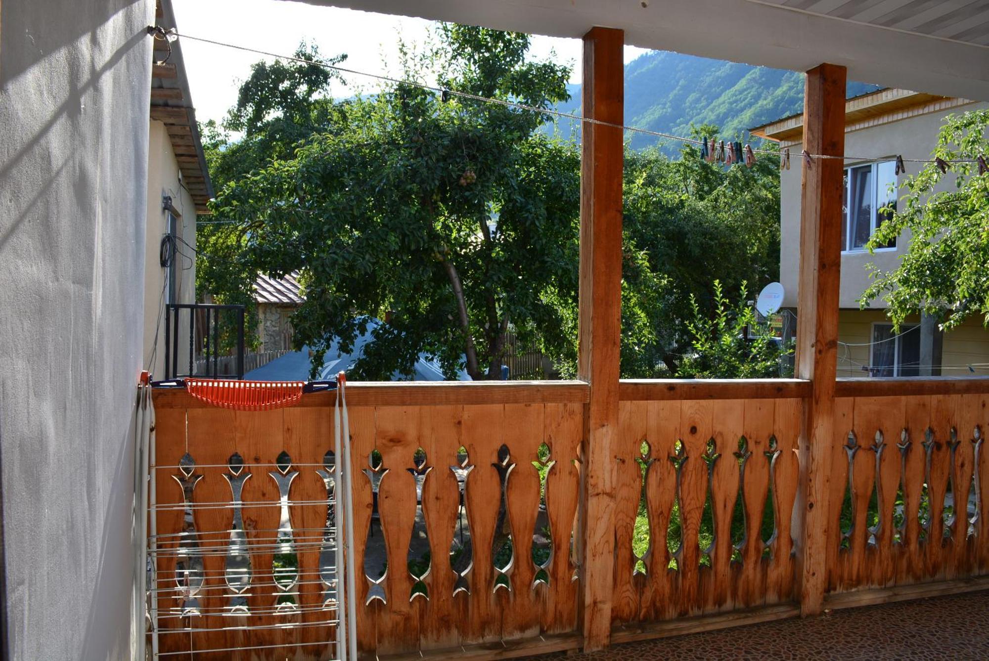 House In Mestia Esterno foto